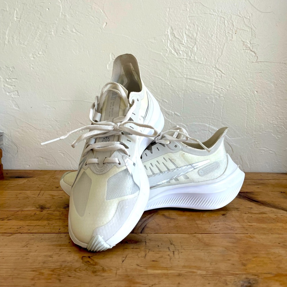 Nike Air Zoom Pegasus LiKE NeW white size 7